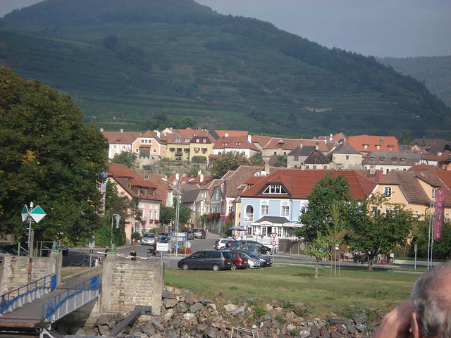 Danube Toward Melk 013.jpg