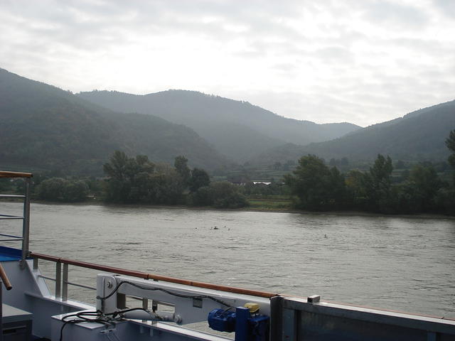 Danube Toward Melk 016.jpg
