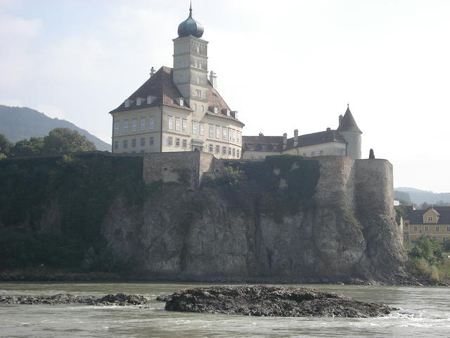 Danube Toward Melk 025.jpg