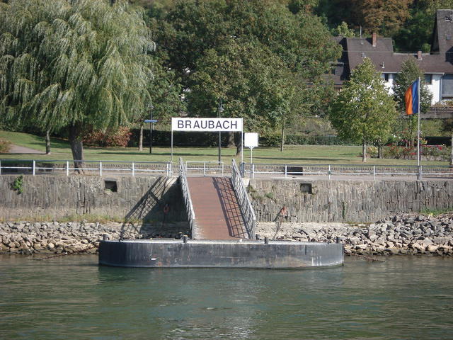 Marksburg Castle 002.jpg