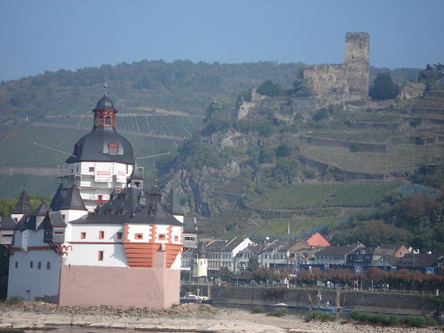 Middle Rhine Kaub 024.jpg