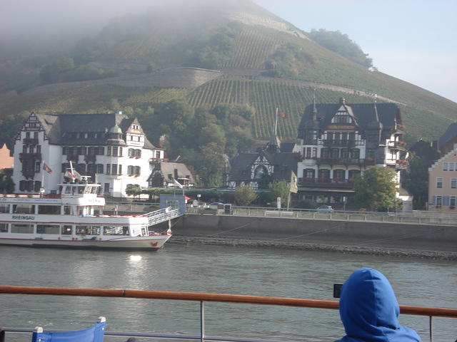 Middle Rhine Rudesheim 012.jpg