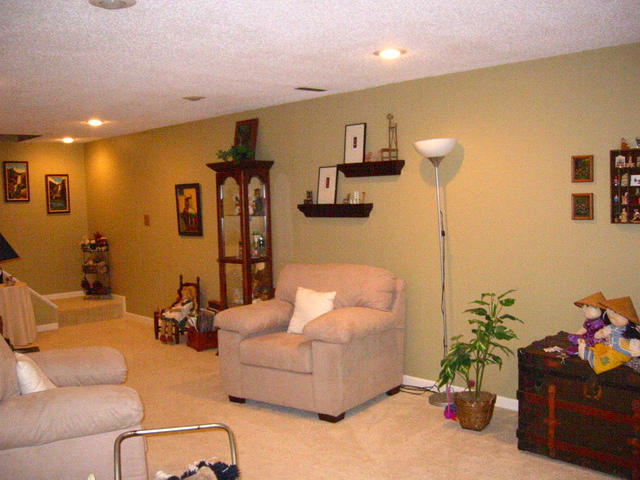 Basement remodel 003.jpg