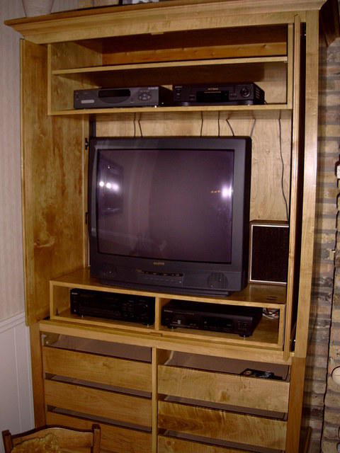 entertainment center 043.jpg