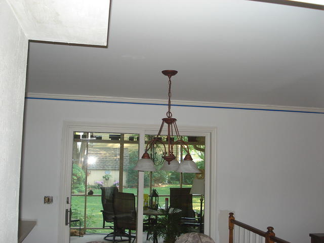 Family room _amp_ kitchen 034.JPG