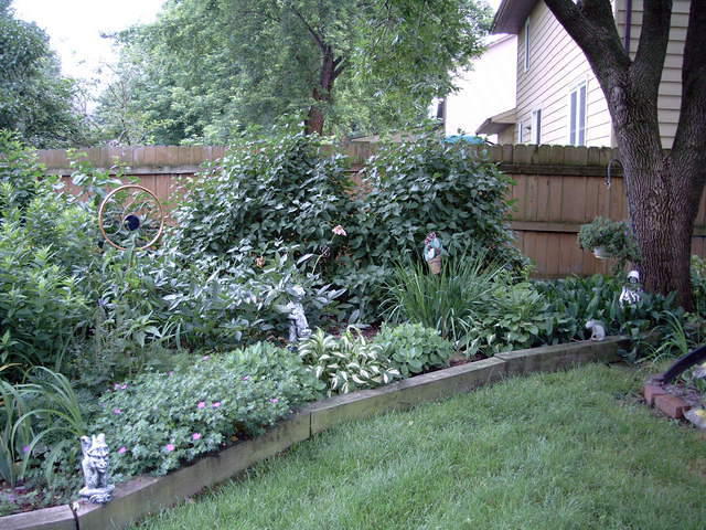 Garden_yard_018.jpg