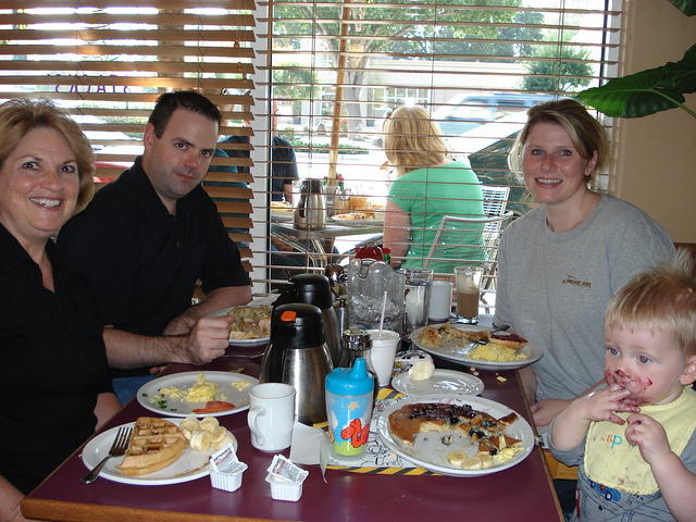 Colin_s cabinets 051.jpg