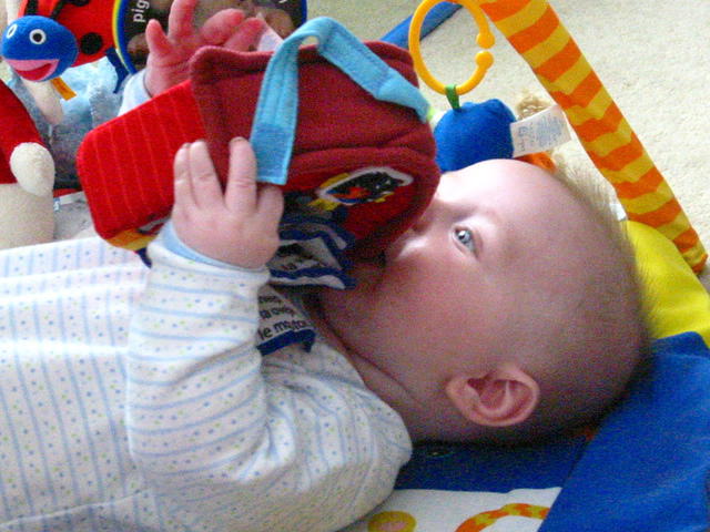 Colin 4 months 2006 088.jpg