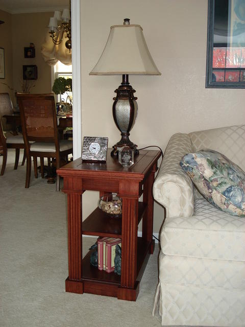 End table 024.jpg